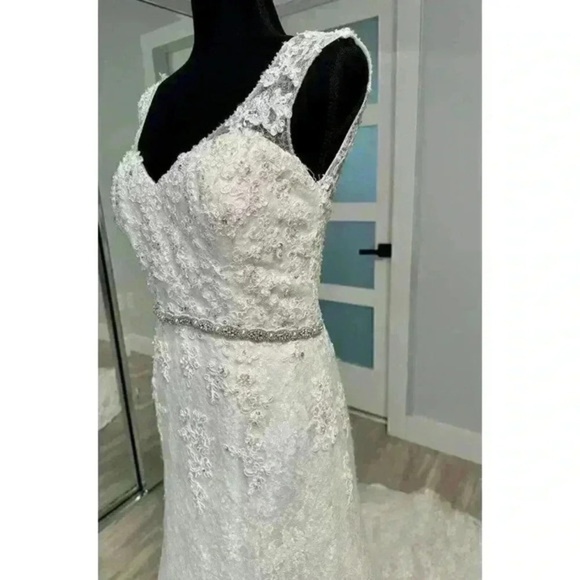 Wedding Dress Womens Size 4-6 Ivory Mermaid Lace Jewelled Clusters Elegant Roman - Picture 12 of 16